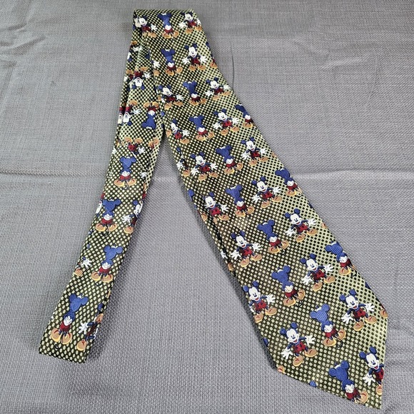 Mickey unlimited Multi Colored Front And Back Of Mickey Pattern Men's Tie - Picture 3 of 7
